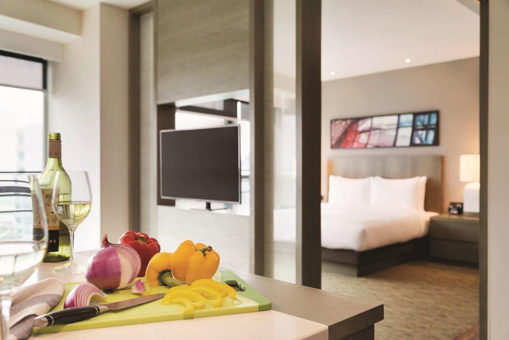 Hyatt House Shenzhen Airport Hotel Exterior photo
