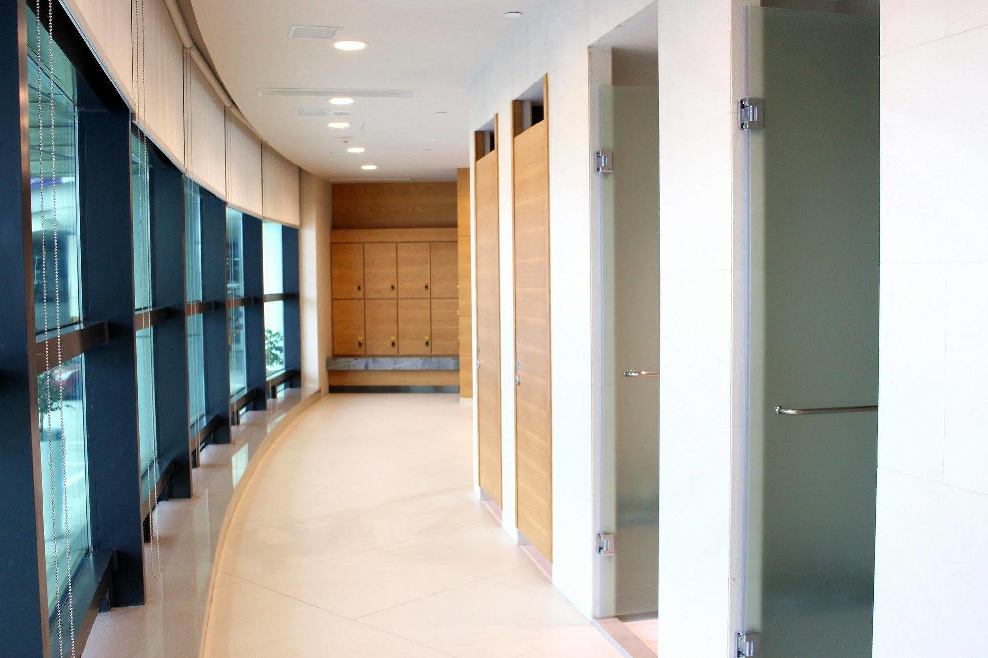 Hyatt House Shenzhen Airport Hotel Exterior photo